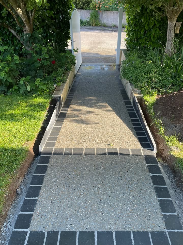 SARL LE NOACH PAYSAGE a Quimper Reamenagement de lentree de 1 1606251424835159 - Quimper Concarneau SARL LE NOACH PAYSAGE a Quimper Reamenagement de lentree de 1 1606251424835159 - Quimper Concarneau